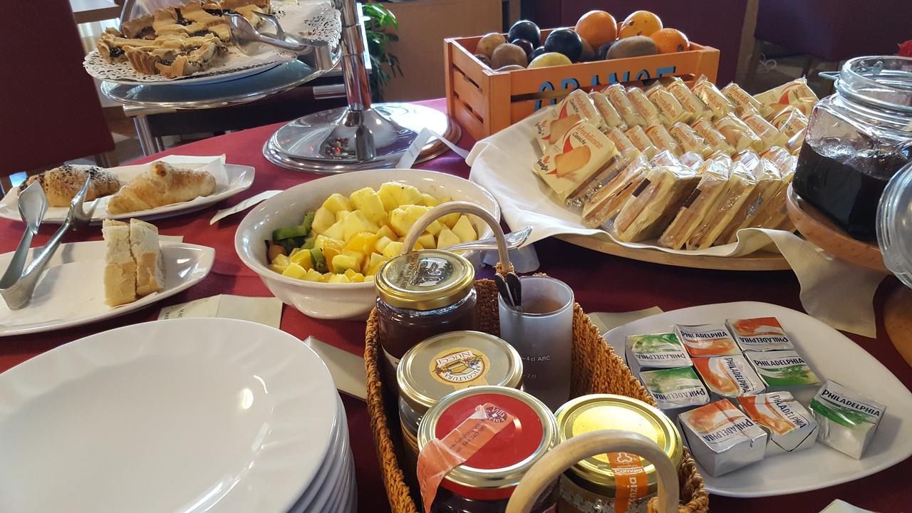 Hotel And Wellness Patriarca Сан Вито ал Таляменто Екстериор снимка